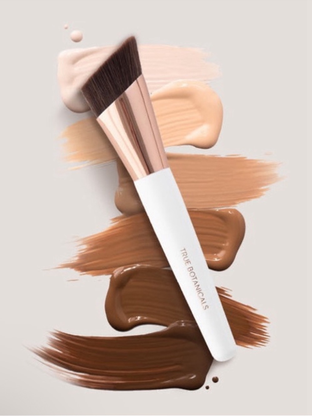 True Botanicals Everyday Flawless Brush